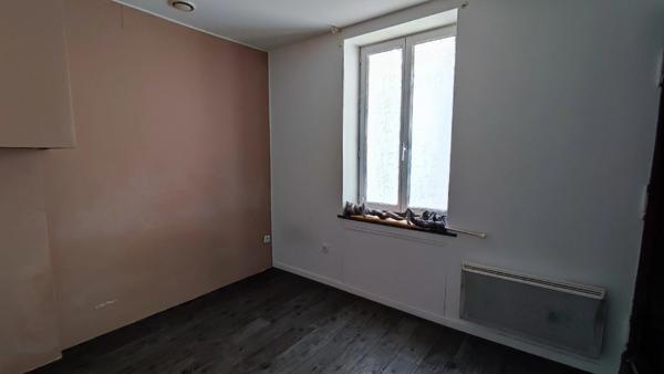 Appartement à vendre 2 pièces BEAUNE Centre-ville (21) + 35m² de COMBLES à aménager