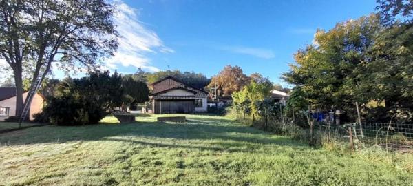 Maison 4 Pièces 111 m² à Nogaro (32) avec garage et jardin