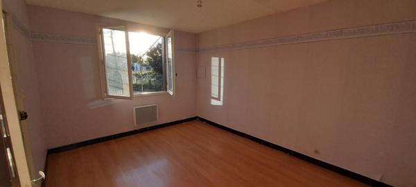 Maison 4 Pièces 111 m² à Nogaro (32) avec garage et jardin