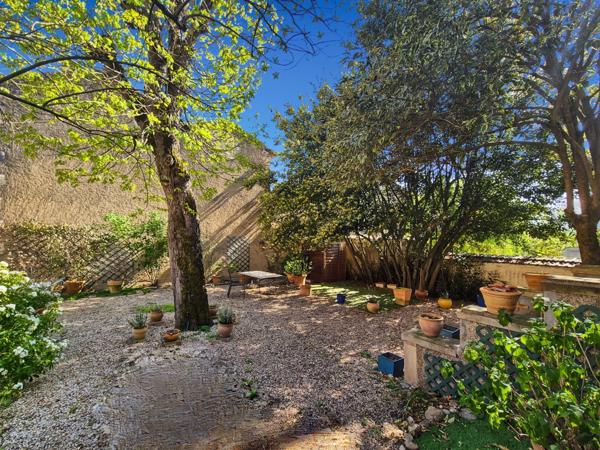 Auch (32000) Maison Bourgeoise T6 de 208m2 avec cour - Auch centre haute ville