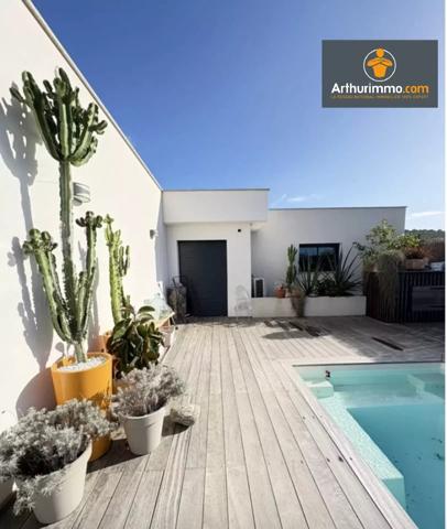 Vente                                                      Appartement
                        
                     3 pièces                      106 m2                     à Porticcio