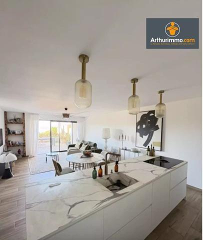 Vente                                                      Appartement
                        
                     3 pièces                      106 m2                     à Porticcio