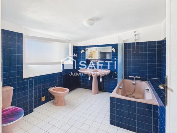 ENSEMBLE IMMOBILIER DE 3 LOTS  246 m²
