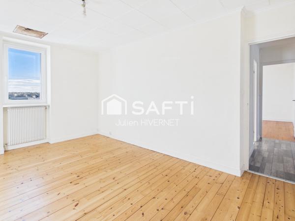 ENSEMBLE IMMOBILIER DE 3 LOTS  246 m²