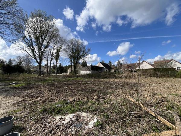 Terrain à vendre |                                       Cellettes |                                          829 m²