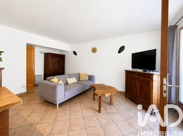 Location maison 5 pièces 100 m² Lourmarin