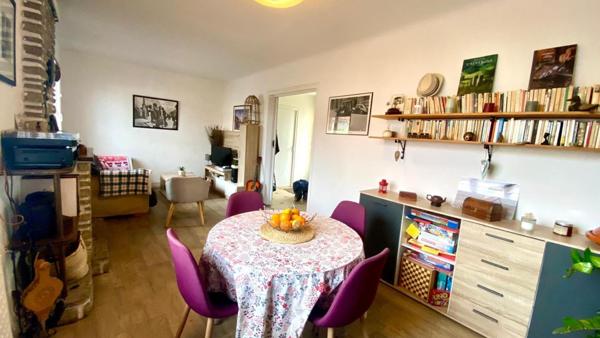 Maison lumineuse avec jardin proche centre