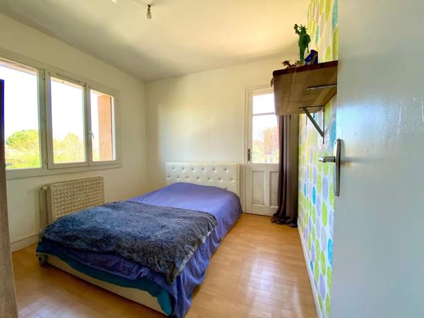 Maison lumineuse avec jardin proche centre