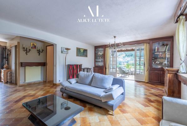 Gémenos (13420) PHENICIA - Maison de 176 m² avec piscine sur 5 485 m² de terain