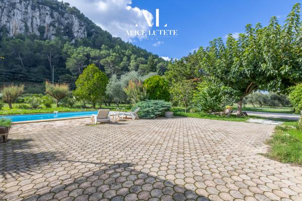 Gémenos (13420) PHENICIA - Maison de 176 m² avec piscine sur 5 485 m² de terain