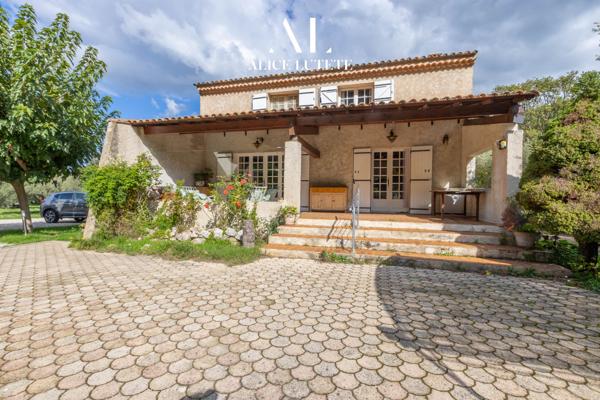 Gémenos (13420) PHENICIA - Maison de 176 m² avec piscine sur 5 485 m² de terain