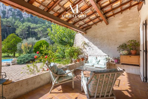 Gémenos (13420) PHENICIA - Maison de 176 m² avec piscine sur 5 485 m² de terain