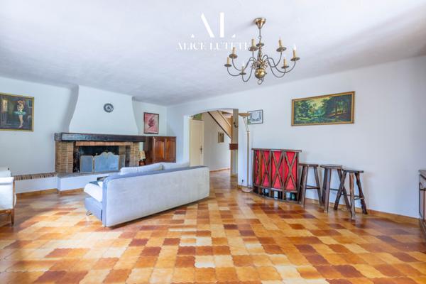 Gémenos (13420) PHENICIA - Maison de 176 m² avec piscine sur 5 485 m² de terain