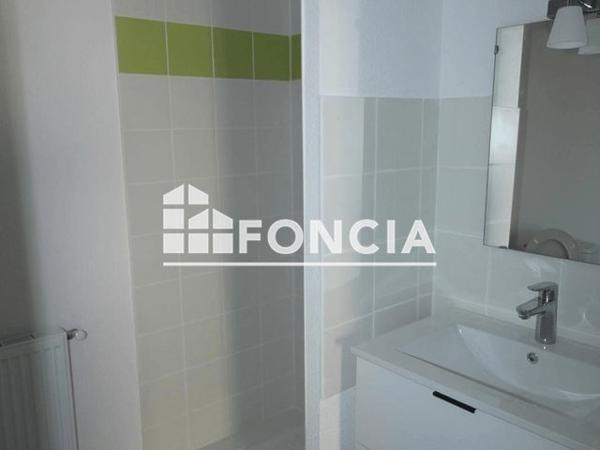 Location Appartement 2 pièces 38.66 m² - 44 - 46 RUE DE BEAUCAIRE Nimes 30000