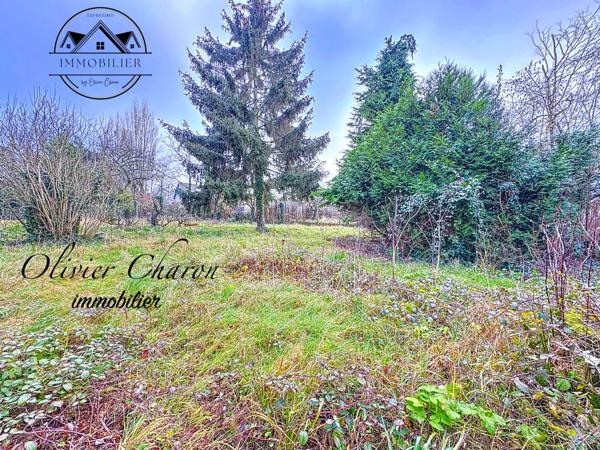Fourqueux (78112) Terrain à batir 915m2 en lot arrière