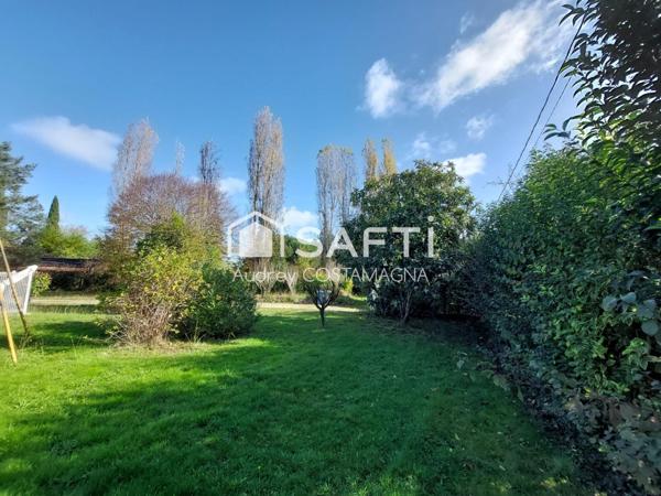 Terrain avec piscine