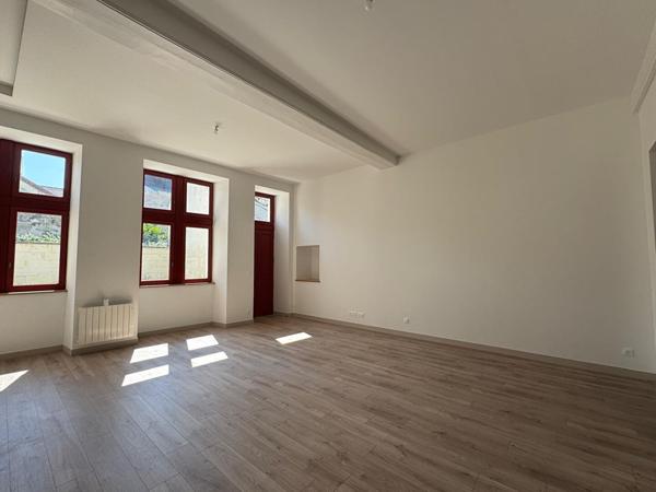 Appartement 3 pièces à louer Châtellerault - 86100 / Réf: 644