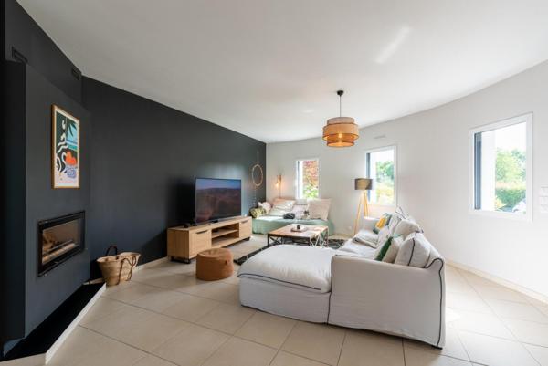 Maison moderne et spacieuse à Saint-Grégoire