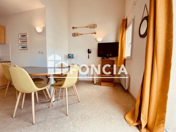 Location Appartement meublé 3 pièces 35.94 m² - 14 RUE DE LA SOLE La Rochelle 17000