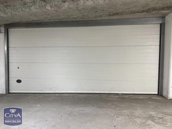 Parking à vendre 24m² Rambouillet (78120)