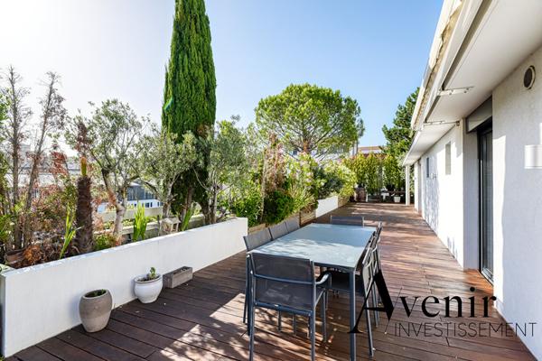 Penthouse d'exception 172m2 - Terrasse de 300m2 - Dernier étage - Climatisé - Garage double - Lyon 6ème Lyon Penthouse d'exception 172m2 - Terrasse de 300m2 - Dernier étage - Climatisé - Garage double - Lyon 6ème Lyon