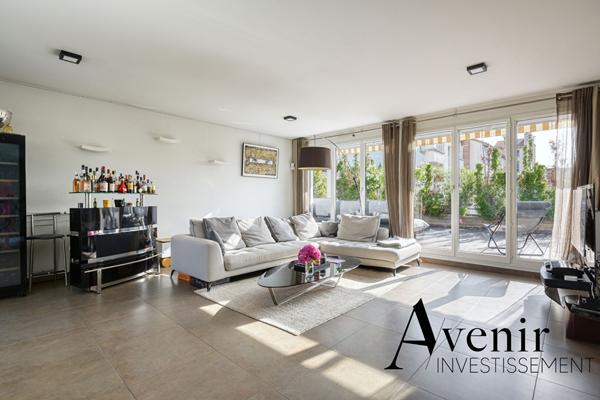 Penthouse d'exception 172m2 - Terrasse de 300m2 - Dernier étage - Climatisé - Garage double - Lyon 6ème Lyon Penthouse d'exception 172m2 - Terrasse de 300m2 - Dernier étage - Climatisé - Garage double - Lyon 6ème Lyon