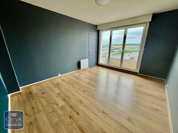 Appartement à louer 2 pièces 49.52m² Reims (51100)