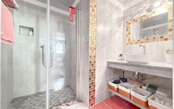 Maison à vendre    7 pièces • 195 m2 L'Escarène