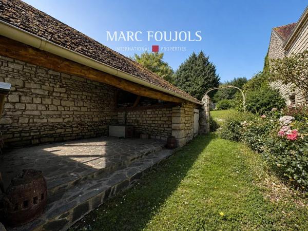 Ancienne ferme avec dépendances proche Chantilly