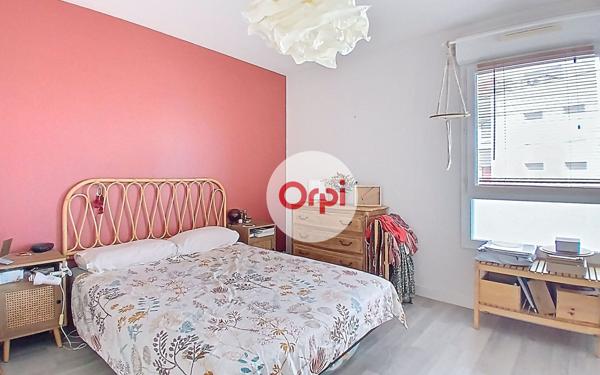 Appartement à vendre    3 pièces •  Séné