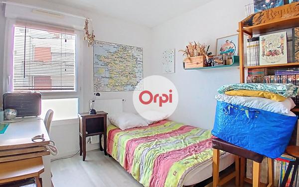 Appartement à vendre    3 pièces •  Séné