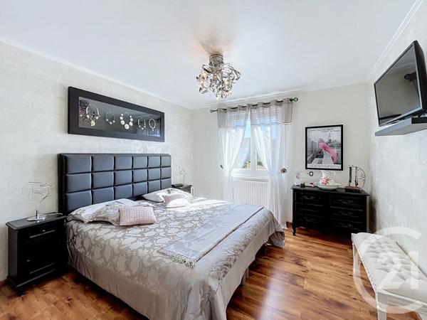 Maison à vendre  7 pièces - 222,64 m 2   MONISTROL SUR LOIRE  - 43