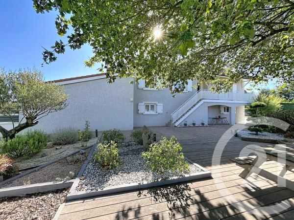 Maison à vendre  7 pièces - 222,64 m 2   MONISTROL SUR LOIRE  - 43