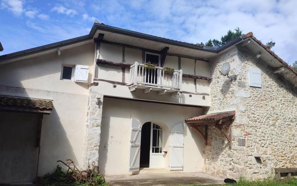 Maison à vendre    10 pièces •  Peyrehorade