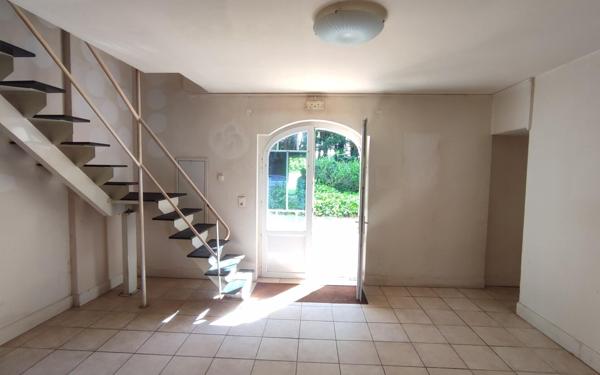 Maison à vendre    10 pièces •  Peyrehorade