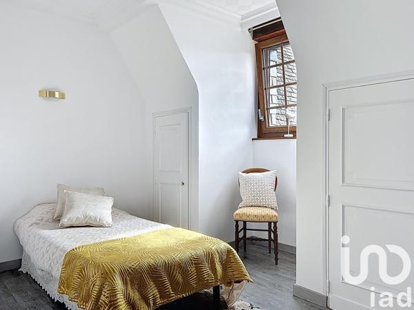 Maison 8 pièces de 223 m² à Paimpol (22500)