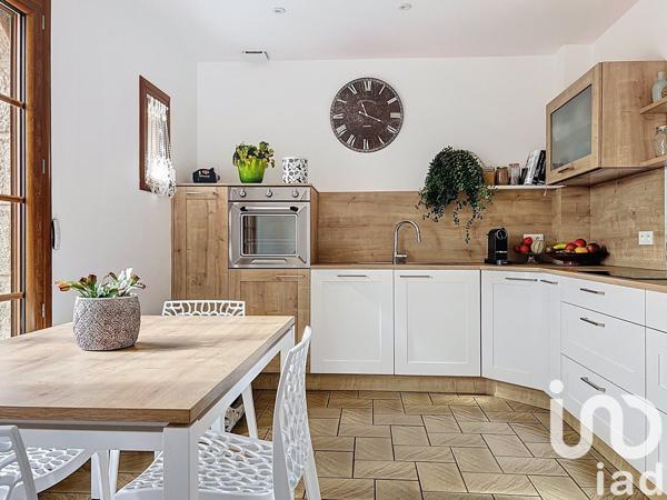 Maison 8 pièces de 223 m² à Paimpol (22500)