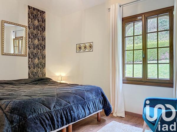 Maison 8 pièces de 223 m² à Paimpol (22500)