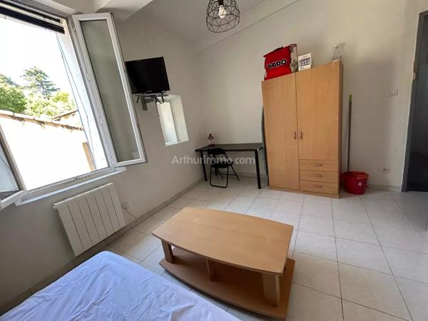 Location Appartement 2 pièces 22 m2 à Aubagne