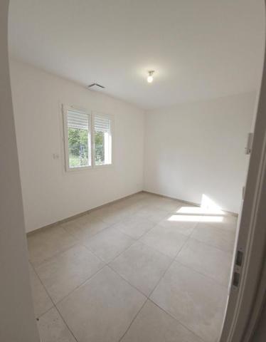 Maison neuve de plain pied de 102 m² à Alba La Romaine