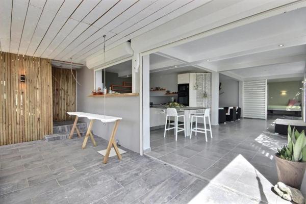 Superbe maison contemporaine, vue mer panoramique