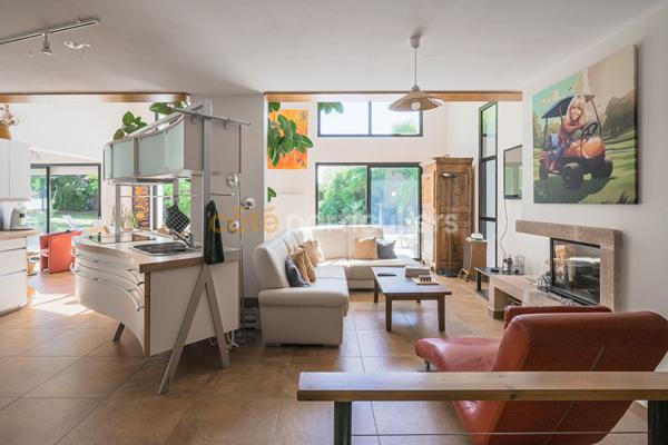Vente
                Maison193 m² - 7 Pièces -
                    BIDART (64210)
