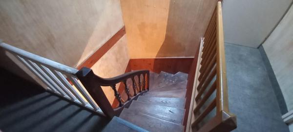 Idéalement située au centre d’Arradon, proche commerces et plages.