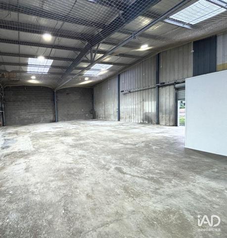 Location boutique/local commercial 350 m² Couëron