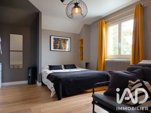 Maison à vendre 5 pièces 155 m² Chinon