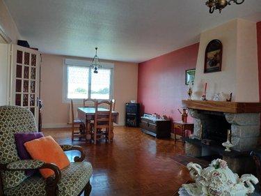 Maison à vendre à Hillion dans les Côtes-d'Armor (22120), ref : 22012-4463