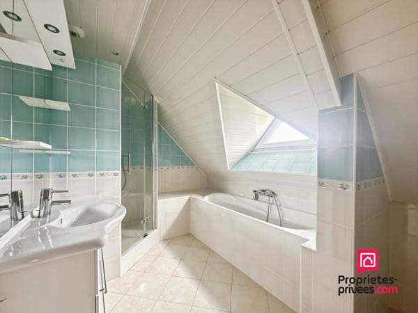 Pavillon Avallon sur sous sol avec terrain