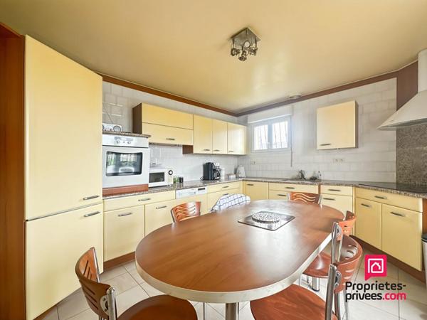 Pavillon Avallon sur sous sol avec terrain