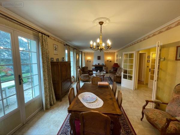 Maison à vendre à Viriat dans l'Ain (01440), ref : 01083-1927