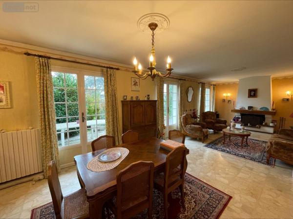 Maison à vendre à Viriat dans l'Ain (01440), ref : 01083-1927